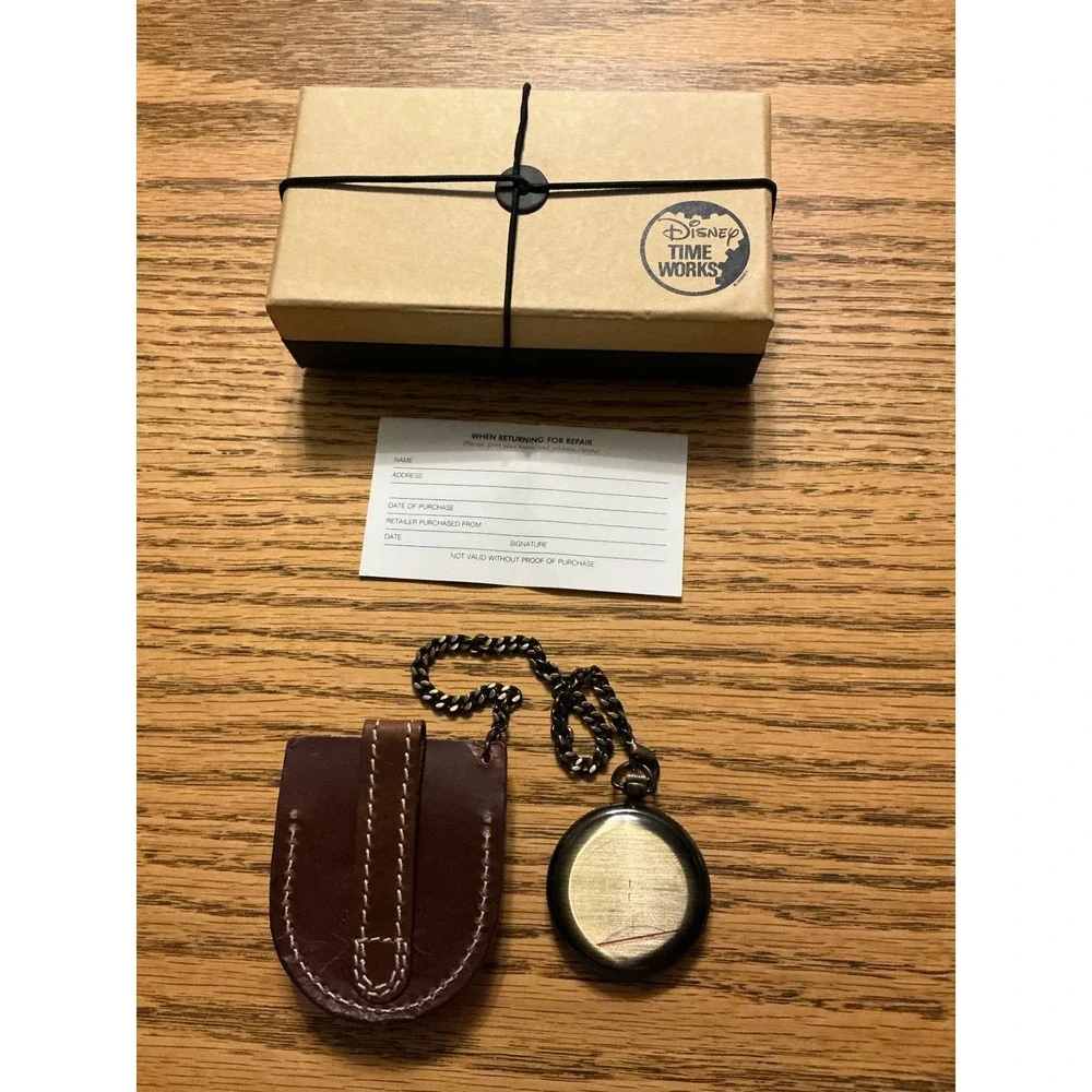 Tg New Disney Mickey Mouse Pocket Watch w/Leather Case & original box bronze